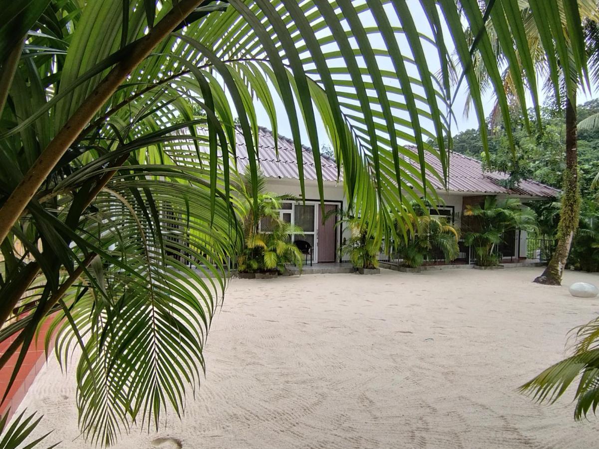 White Sand Ark Resort Sok San Village Eksteriør billede